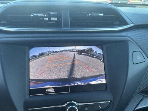 Used 2023 Chevrolet TrailBlazer RS image 18