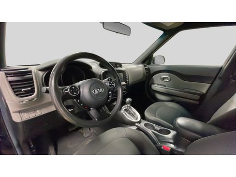 Used 2019 Kia Soul w/ Convenience Package image 11