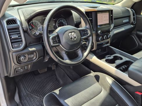 Used 2022 RAM 1500 Laramie AWD/4WD image 17