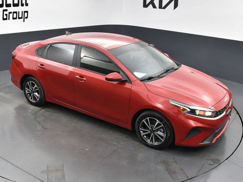 Certified 2023 Kia Forte LXS image 23