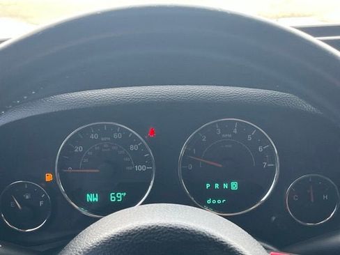 Used 2013 Jeep Wrangler Sport AWD/4WD image 22