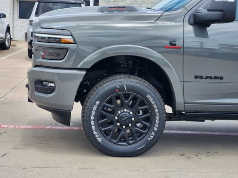 New 2026 RAM 2500 Limited AWD/4WD image 7