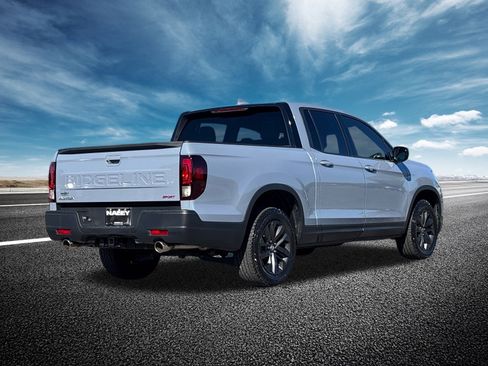 Certified 2025 Honda Ridgeline Sport image 29