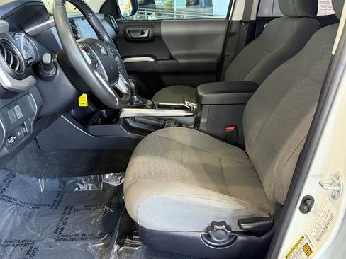 Used 2021 Toyota Tacoma SR5 image 16