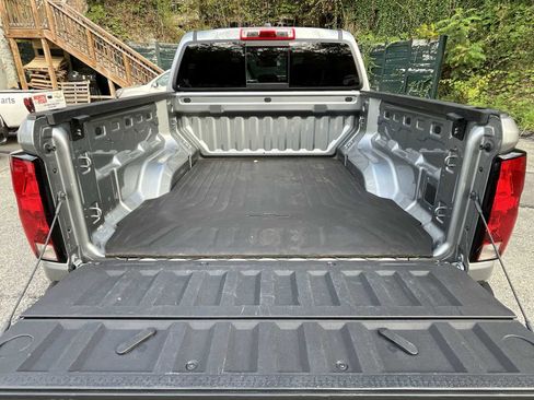 Certified 2023 Chevrolet Colorado LT w/ LT Convenience Package II image 25