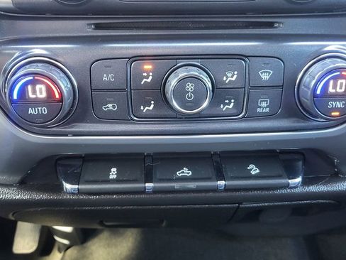 Used 2016 Chevrolet Silverado 1500 LT w/ All Star Edition image 31