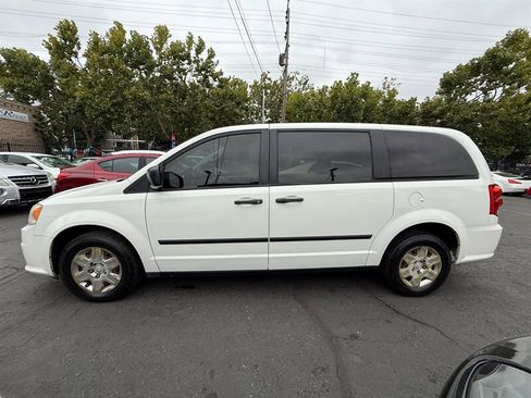 Used 2012 RAM C/V image 8