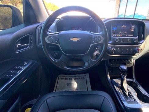 Used 2022 Chevrolet Colorado Z71 image 5