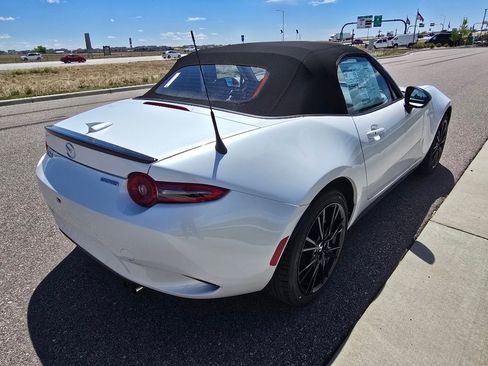 New 2026 MAZDA MX-5 Miata Club RWD image 5