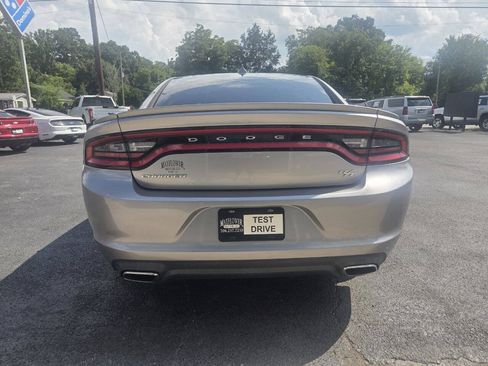 Used 2016 Dodge Charger R/T RWD image 5