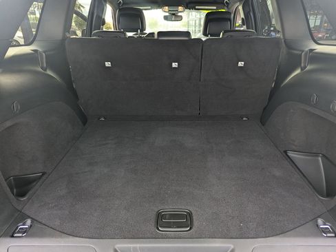 Used 2020 Jeep Grand Cherokee Altitude image 27