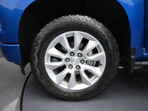 Used 2023 Chevrolet Silverado 1500 Custom w/ LPO, Dark Essentials Package image 25