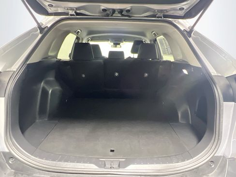 Used 2024 Toyota RAV4 LE FWD image 32