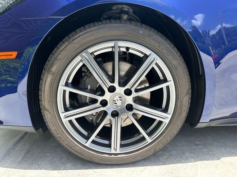 Certified 2025 Porsche Panamera RWD image 40