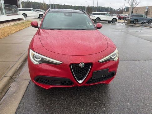 Used 2022 Alfa Romeo Stelvio Ti image 26