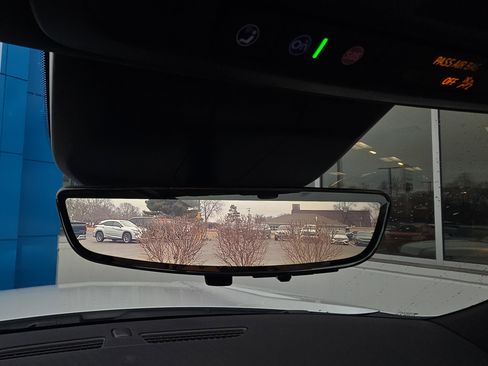 Used 2021 Cadillac Escalade Premium Luxury image 25