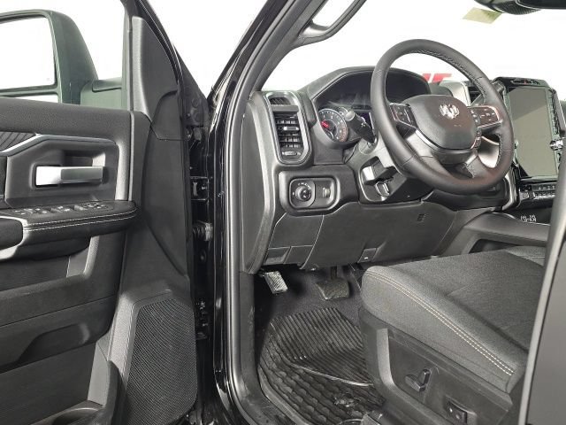 New 2026 RAM 3500 Big Horn AWD/4WD image 20
