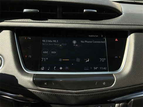 Certified 2023 Cadillac XT6 Luxury image 23