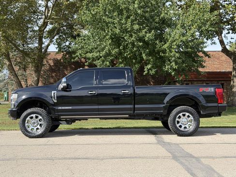 Used 2022 Ford F350 King Ranch w/ King Ranch Ultimate Package AWD/4WD image 3