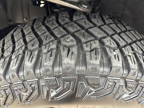 Certified 2023 Ford Bronco Big Bend w/ Sasquatch Package image 10