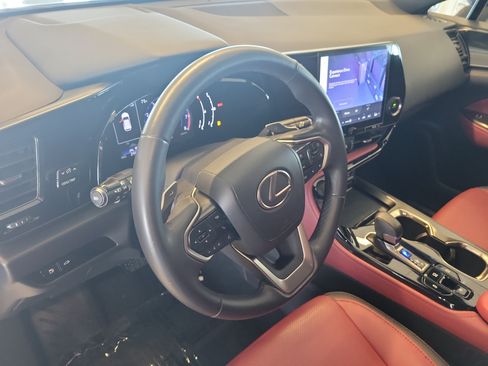 Used 2023 Lexus NX 250 FWD w/ Towing Package (2000 Lbs) image 24