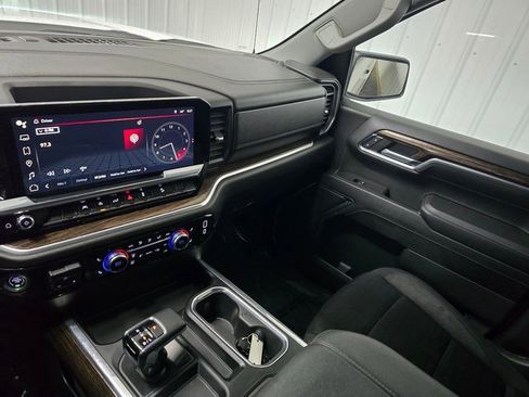 Used 2023 GMC Sierra 1500 Elevation image 30