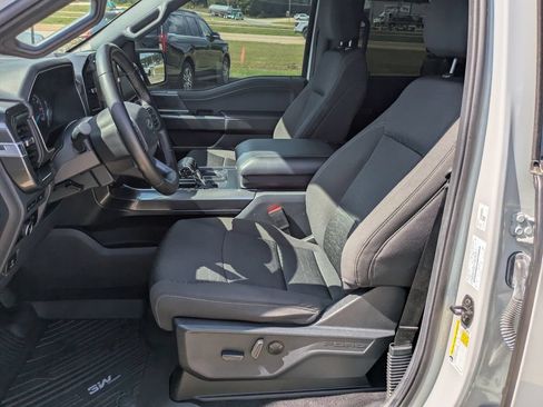 Used 2023 Ford F150 XLT w/ Equipment Group 302A High RWD image 8