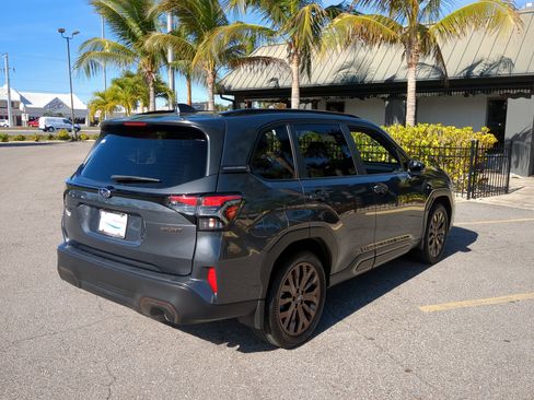 Used 2025 Subaru Forester Sport image 6