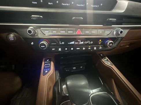 Used 2023 Kia Telluride EX X-Line AWD/4WD image 21