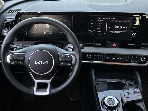 Certified 2023 Kia Sportage LX image 14