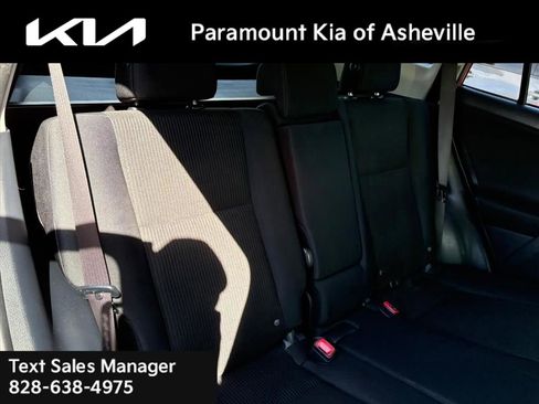 Used 2015 Toyota RAV4 LE image 21