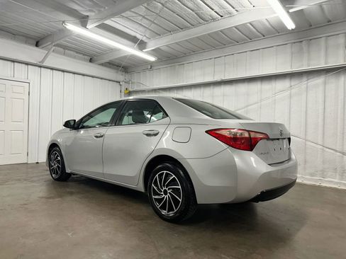 Used 2019 Toyota Corolla LE image 8