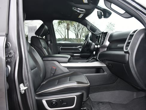 Used 2020 RAM 1500 Laramie image 19