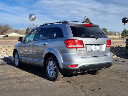 Used 2017 Dodge Journey SXT w/ Comfort/Convenience Group image 3