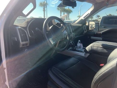 Used 2017 Ford F150 Lariat w/ Equipment Group 502A Luxury image 10