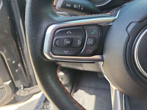 Used 2023 Jeep Gladiator Mojave w/ Cold Weather Group image 21