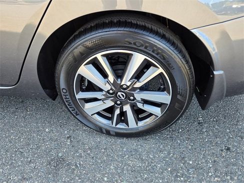 New 2025 Nissan Versa SV w/ Trunk Package image 11