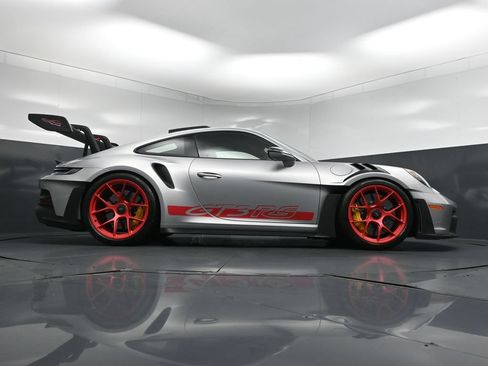 Used 2025 Porsche 911 GT3 RS RWD image 29