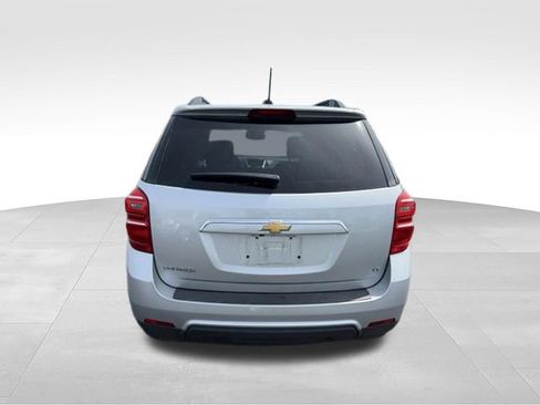 Used 2017 Chevrolet Equinox LT FWD image 6