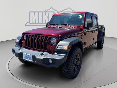 Used 2021 Jeep Gladiator Sport AWD/4WD image 1
