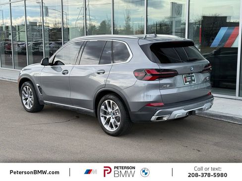 Used 2024 BMW X5 xDrive50e w/ Premium Package image 5