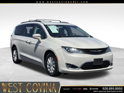 Used 2017 Chrysler Pacifica Touring-L