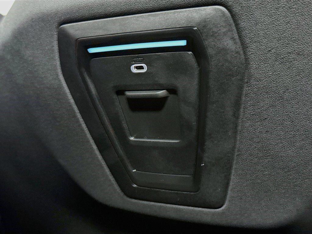 Used 2024 BMW 530i w/ Premium Package RWD image 42