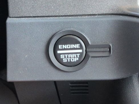 Certified 2025 Ford Bronco Badlands AWD/4WD image 28