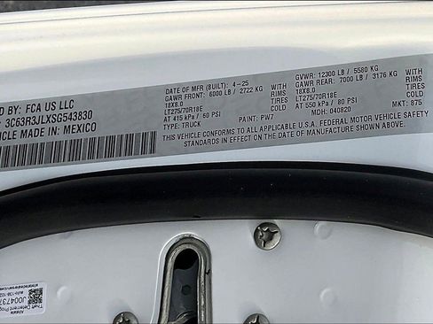 New 2025 RAM 3500 Laramie w/ Towing Technology Group image 17