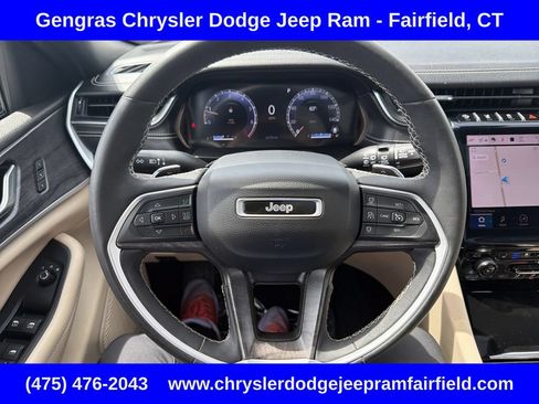 Certified 2023 Jeep Grand Cherokee L Limited w/ Luxury Tech Group II AWD/4WD image 20