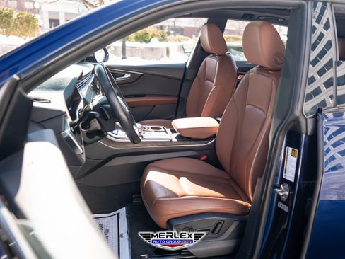 Used 2021 Audi Q8 Premium Plus image 16