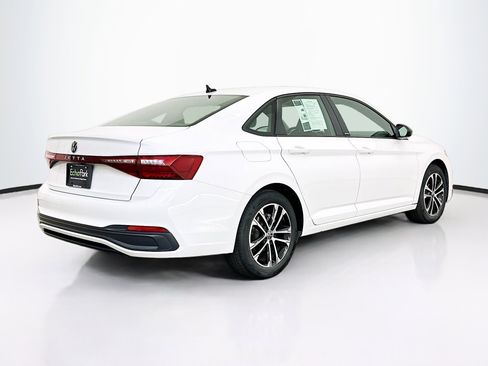 Used 2025 Volkswagen Jetta Sport FWD image 9