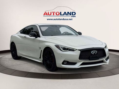 Used 2019 INFINITI Q60 Red Sport 400 AWD/4WD image 2