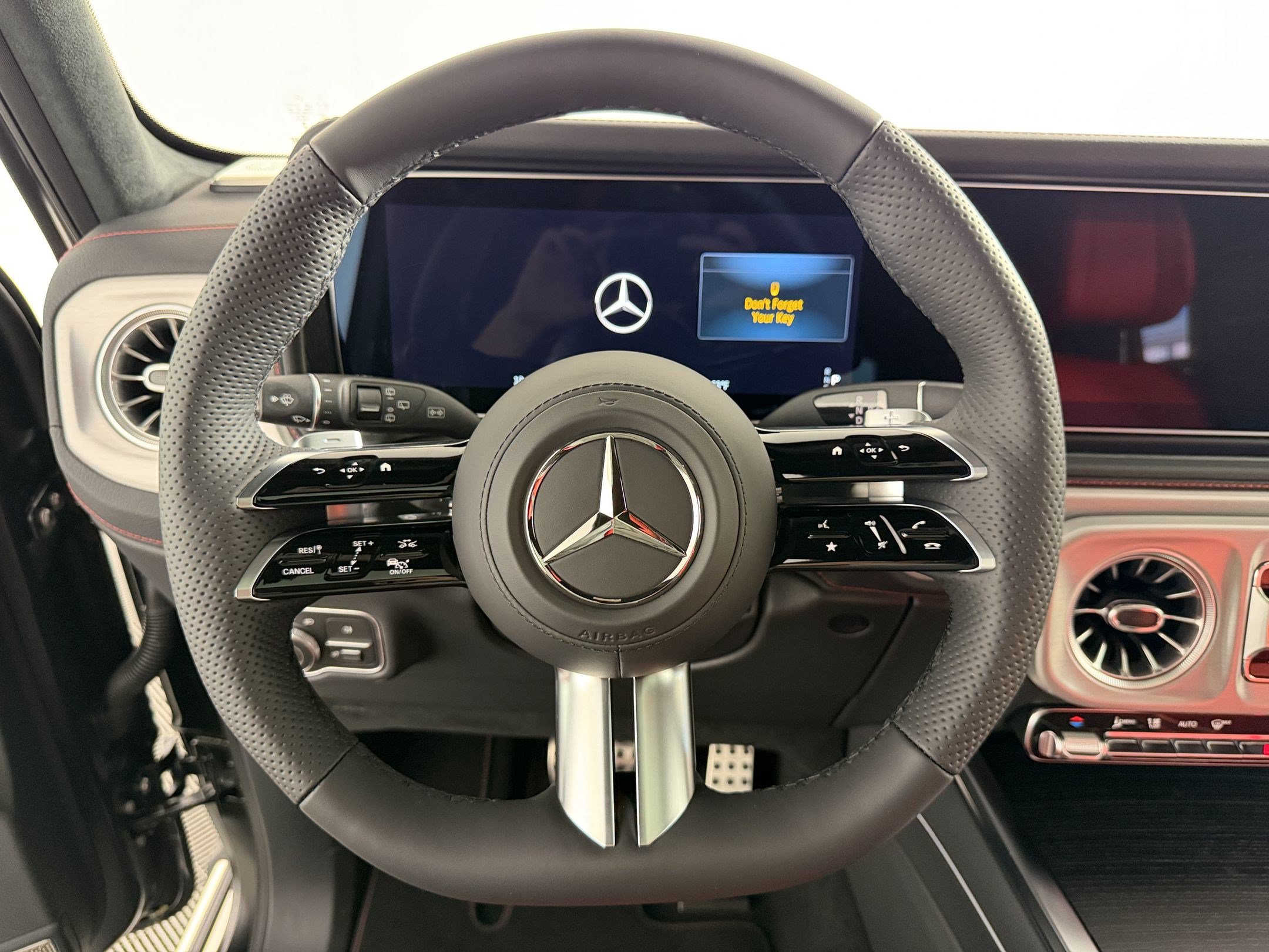 New 2027 Mercedes-Benz G 580 e image 11